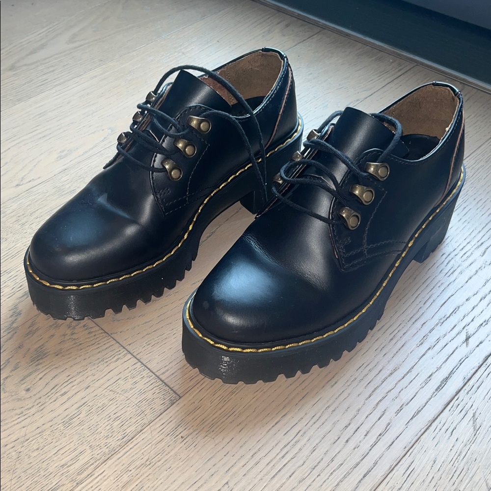 Dr. Martens Women's Leona Lo Platform